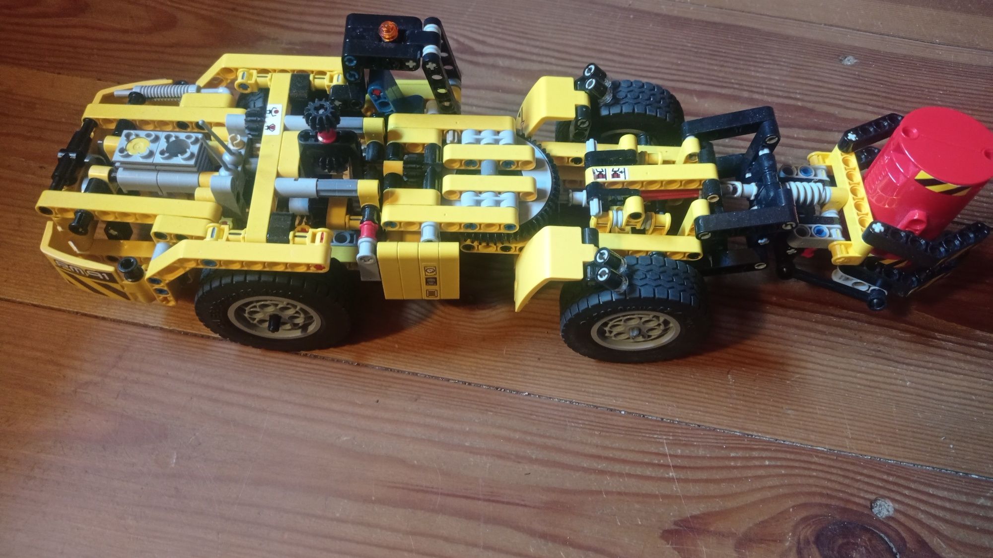 LEGO technic ładowarka górnicza