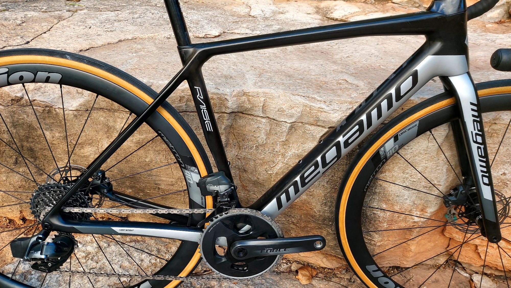 Megamo Raise Sram AXS 12V disco t50
