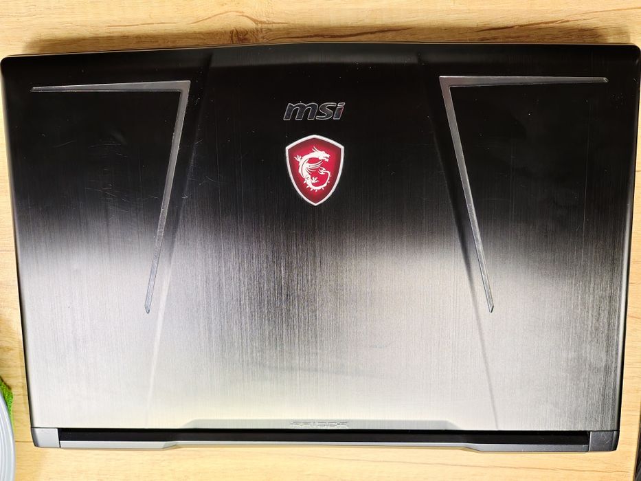 MSI GE63 Raider RGB 8SF i7-8750H 24Gb nVIDIA RTX2080 8Gb SSD256gb 144