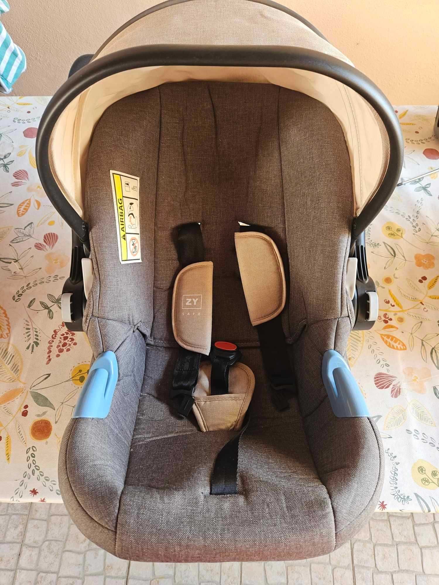Ovo com Isofix para bebé Zippy
