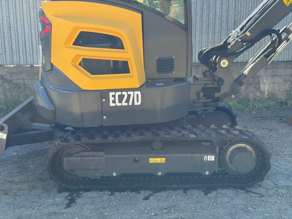Volvo ec27D новий тільки 2 мотогодини