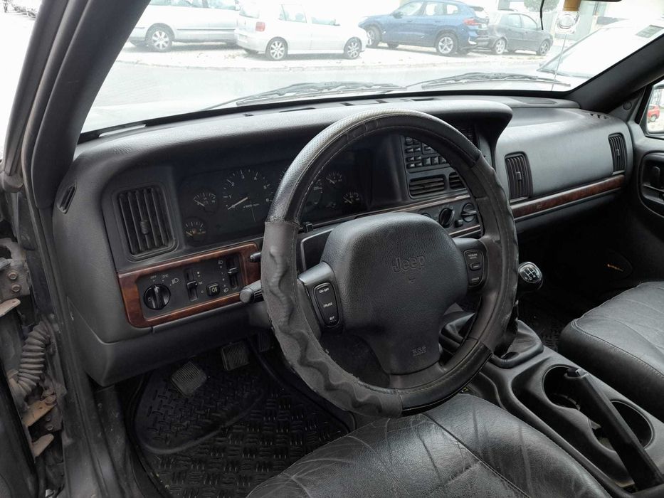 Jeep Grand Cherokee 2.5 TD 4x4 – célula de hidrogénio, inspeção em dia