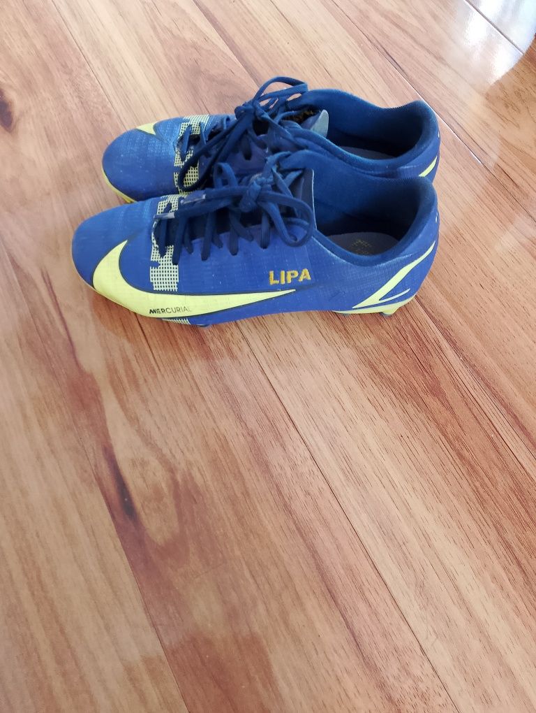 Korki  buty 33,5 Nike