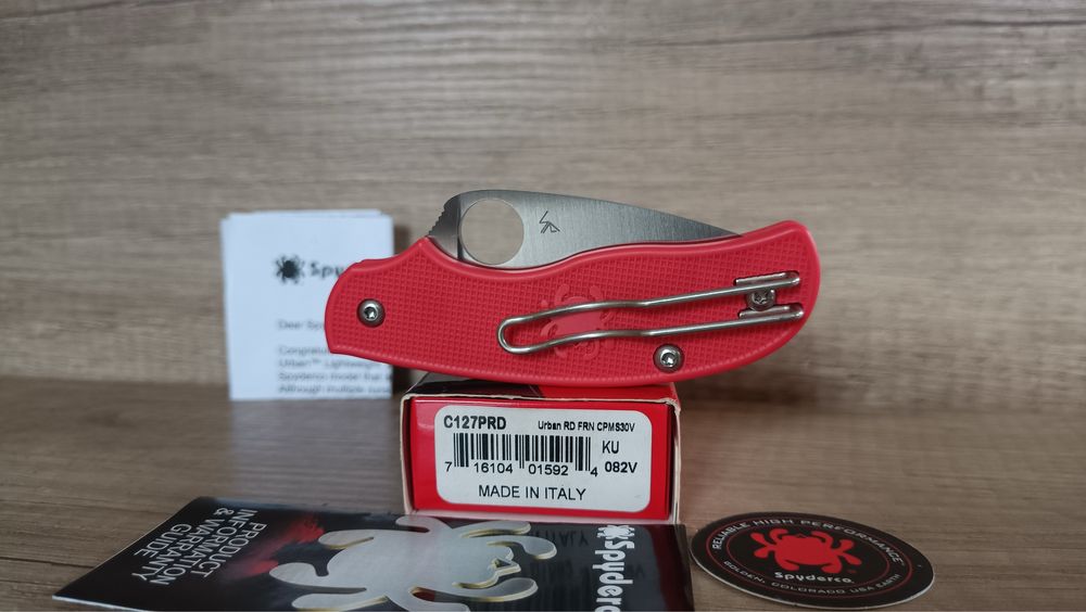 Spyderco  Urban Slipit – Red FRN / S30V Exclusive 082V. Складний ніж