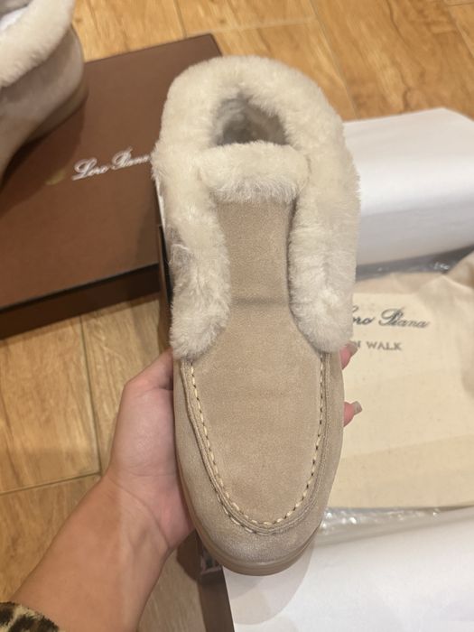 Лофери на хутрі в стилі Loro Piana