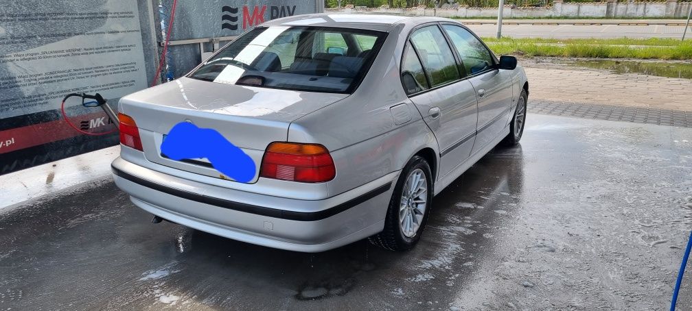 Czesci bmw e39 m52 m52tu m54 maska  ,klamki ,,blotniki serwo 5hp18  v8