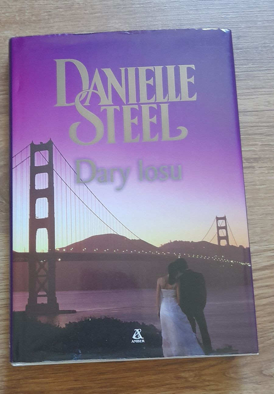 Dary losu - Danielle Steel