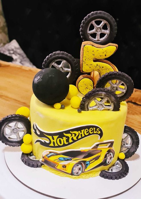 Торти на ваше свято