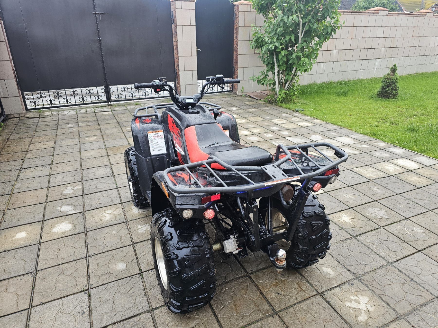 Квадроцикл linhai   Z 180 гарний стан ціна за 1 шт.