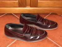 Sapatos de homem clássicos castanhos escuros - tamanho 45