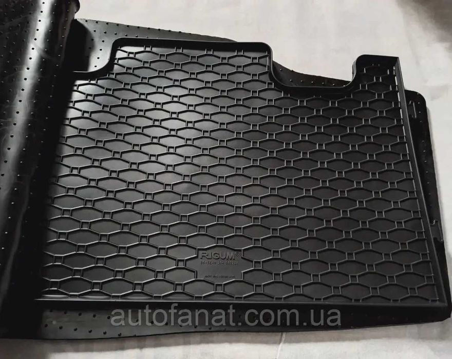 Автоковрики Tesla Model Y | Гумові резинові коврики в салон Тесла У