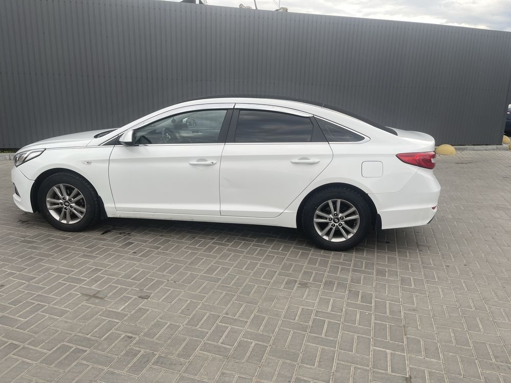 Hyundai sonata 2017 год с родным пробегом