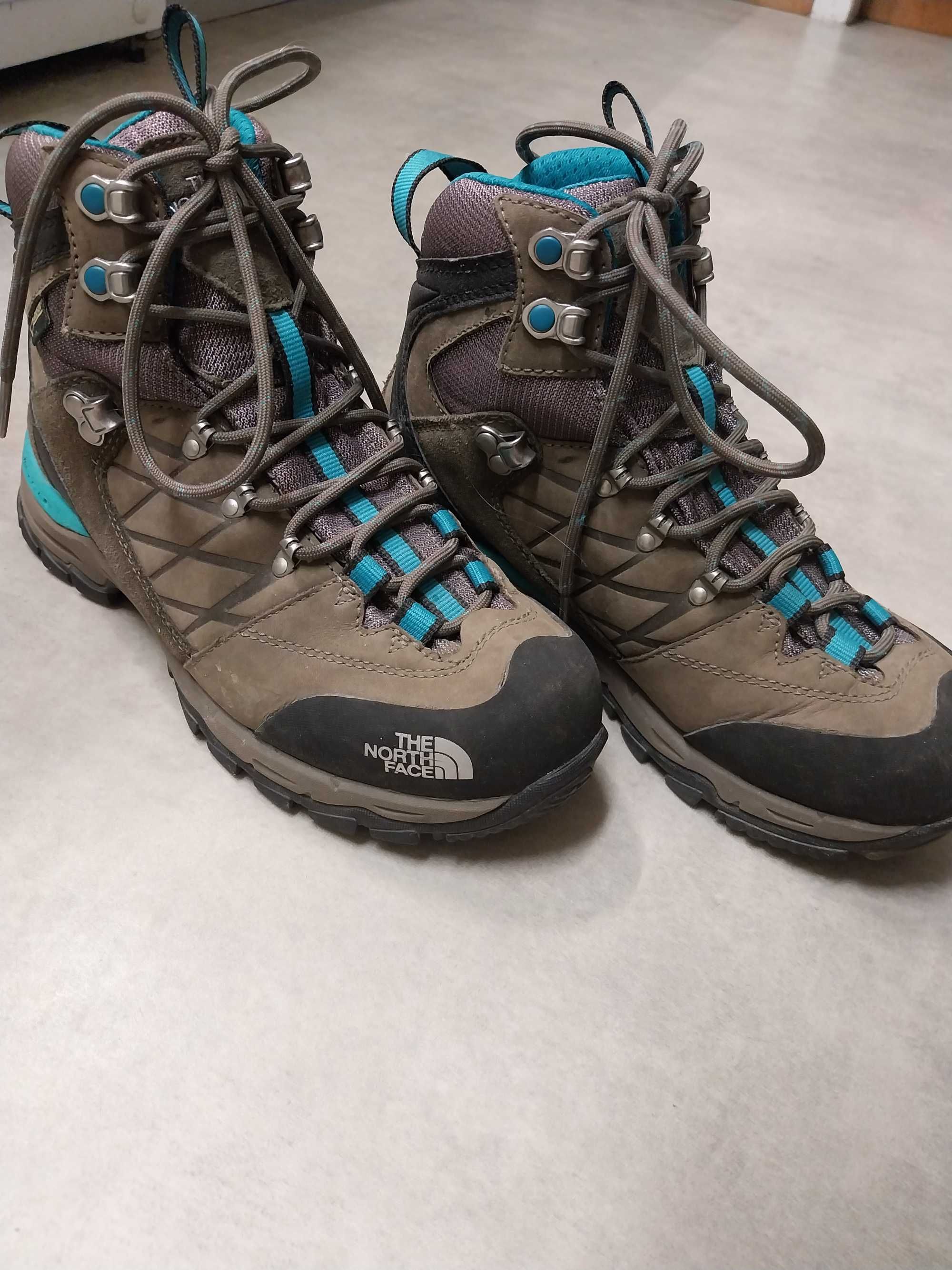 The North Face взуття 37 р, 23 см