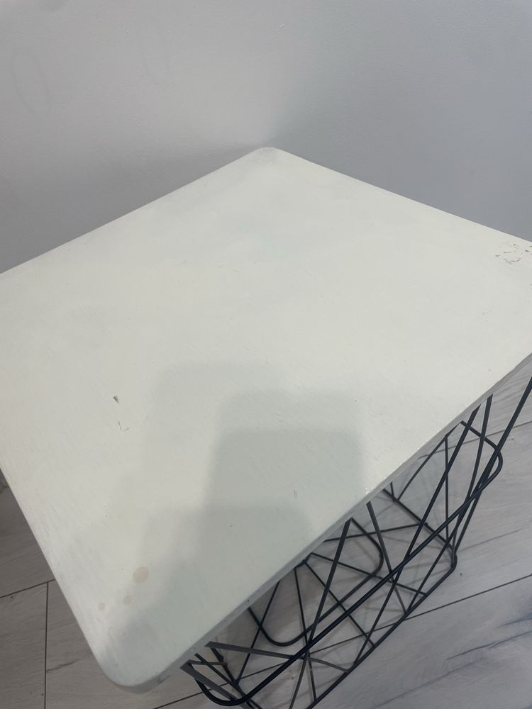 stolik kawowy/ stoliczek 40x42
