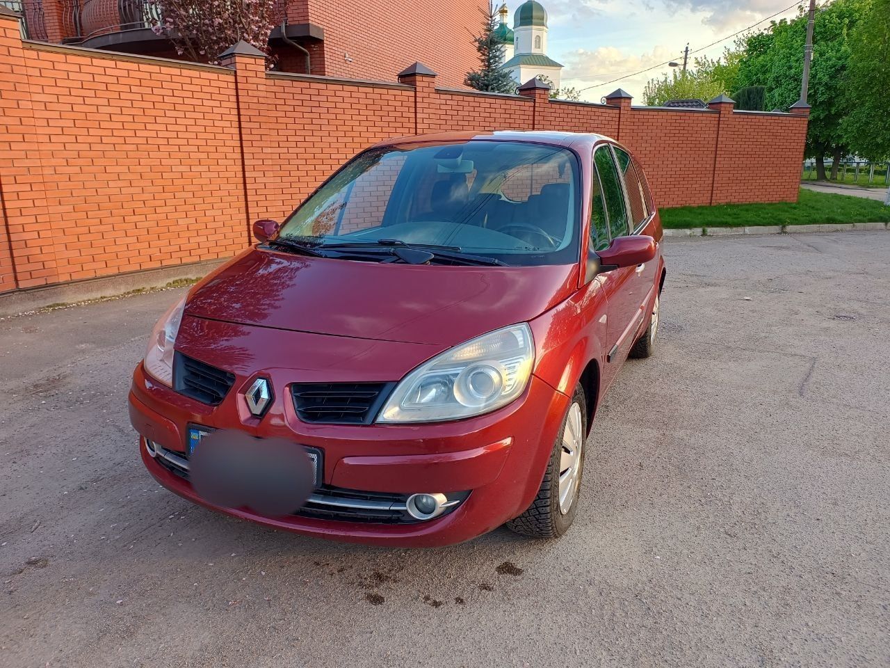 Продам Renault Grand Scenic  1.5