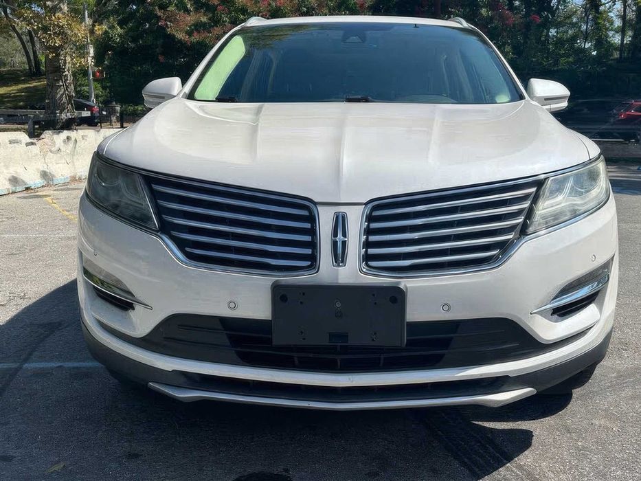 Lincoln MKC      2015