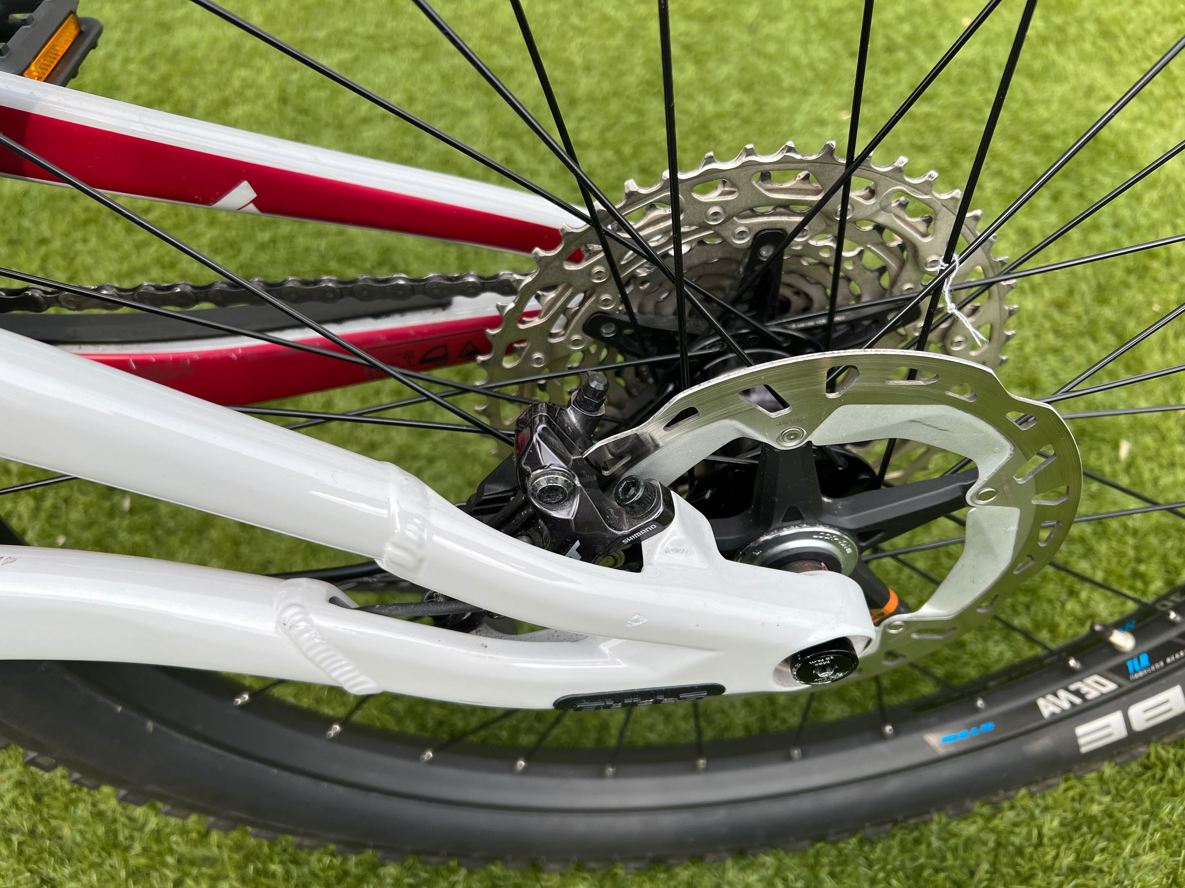 E-bike Bulls E-Stream EVA TR2 E-BTT Fully 27,5" 39 ст