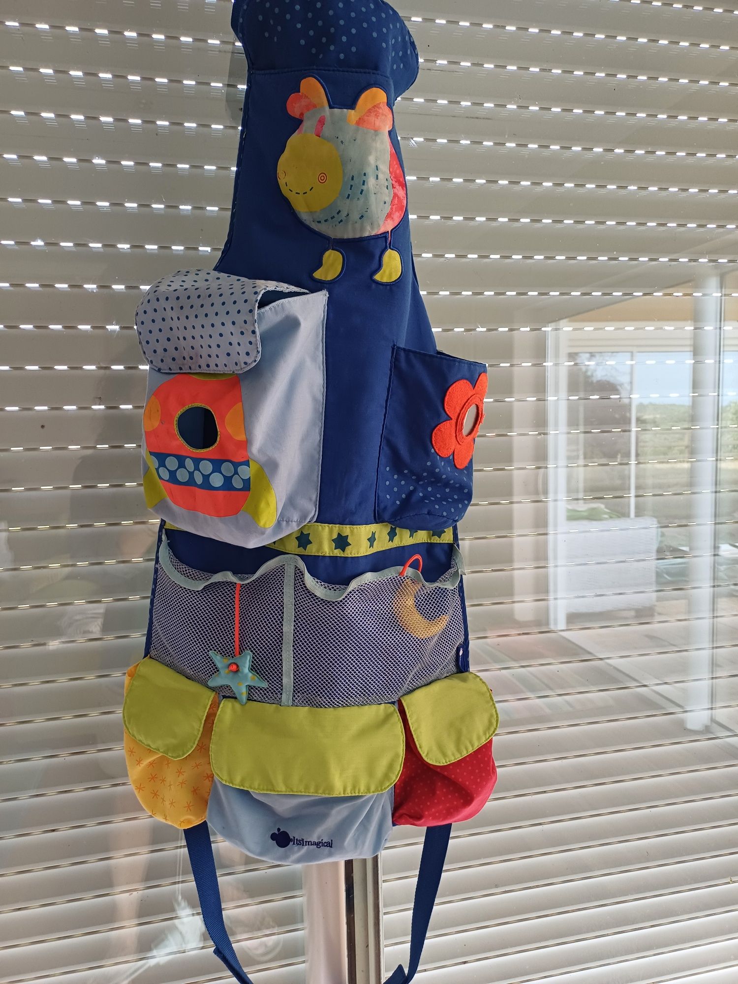 Organizador de criança para o carro