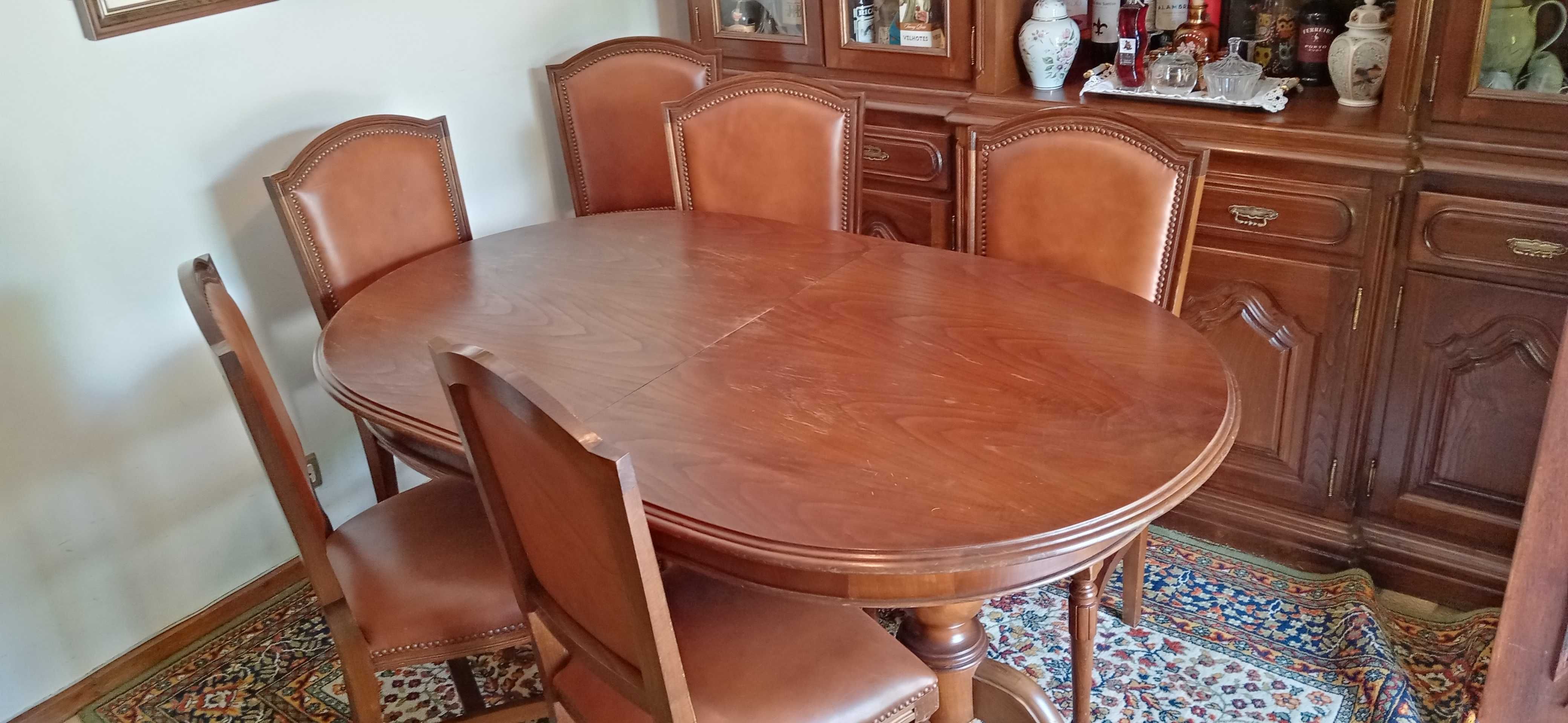 Mesa de Sala Jantar + 6 Cadeiras