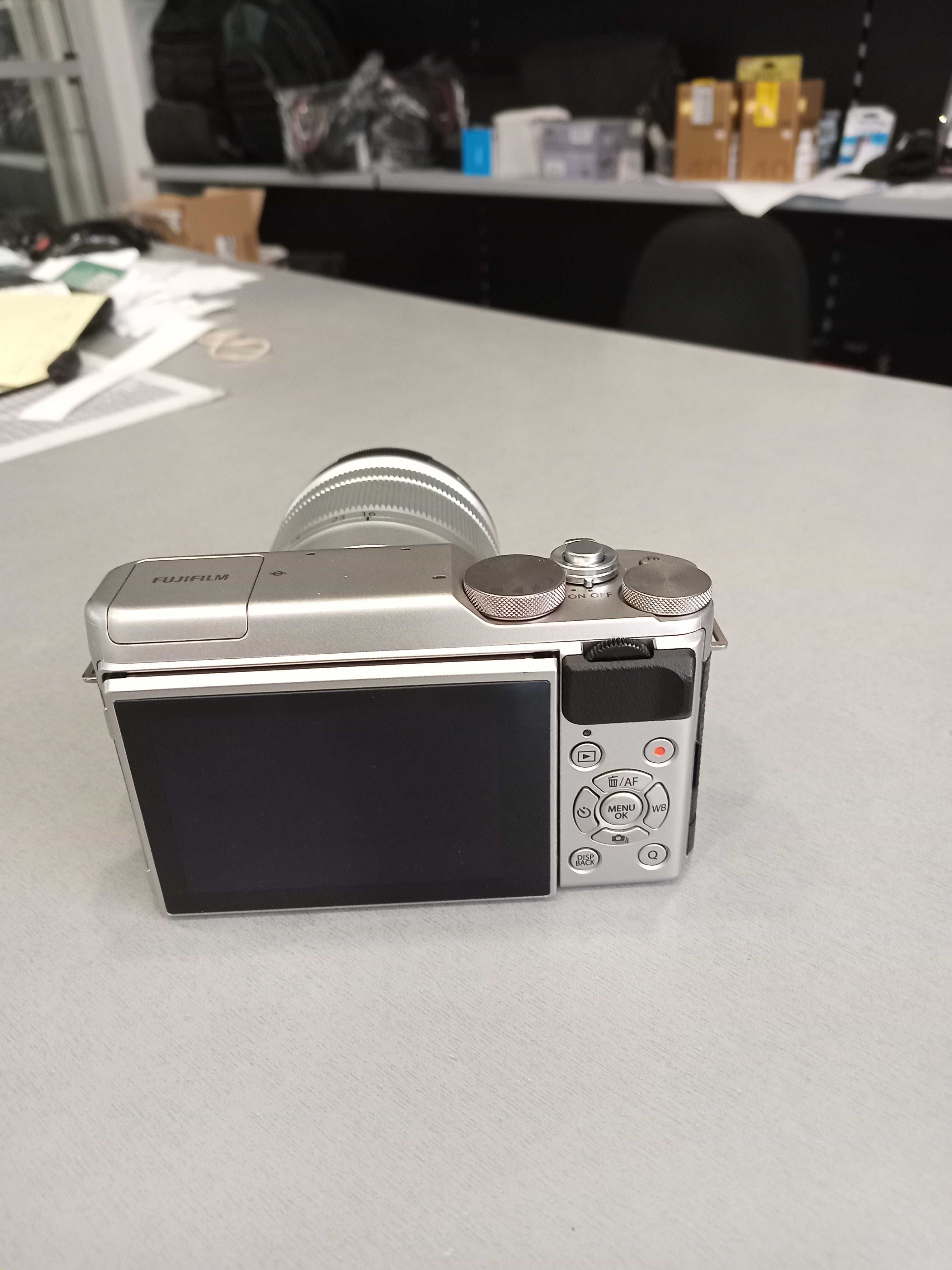 Фотоапар. Fujifilm X-A10 цифров. сріблястий з об'єктив. 16-50 3.5-5.6.