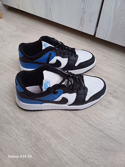 Кросівки Nike 37р.