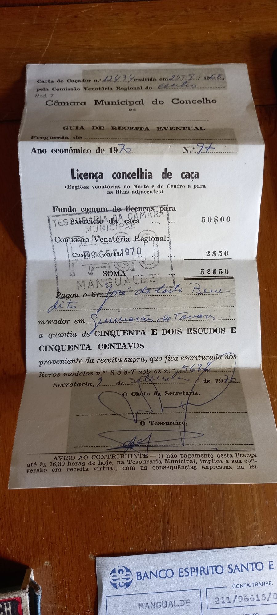 Documentos antigos variados