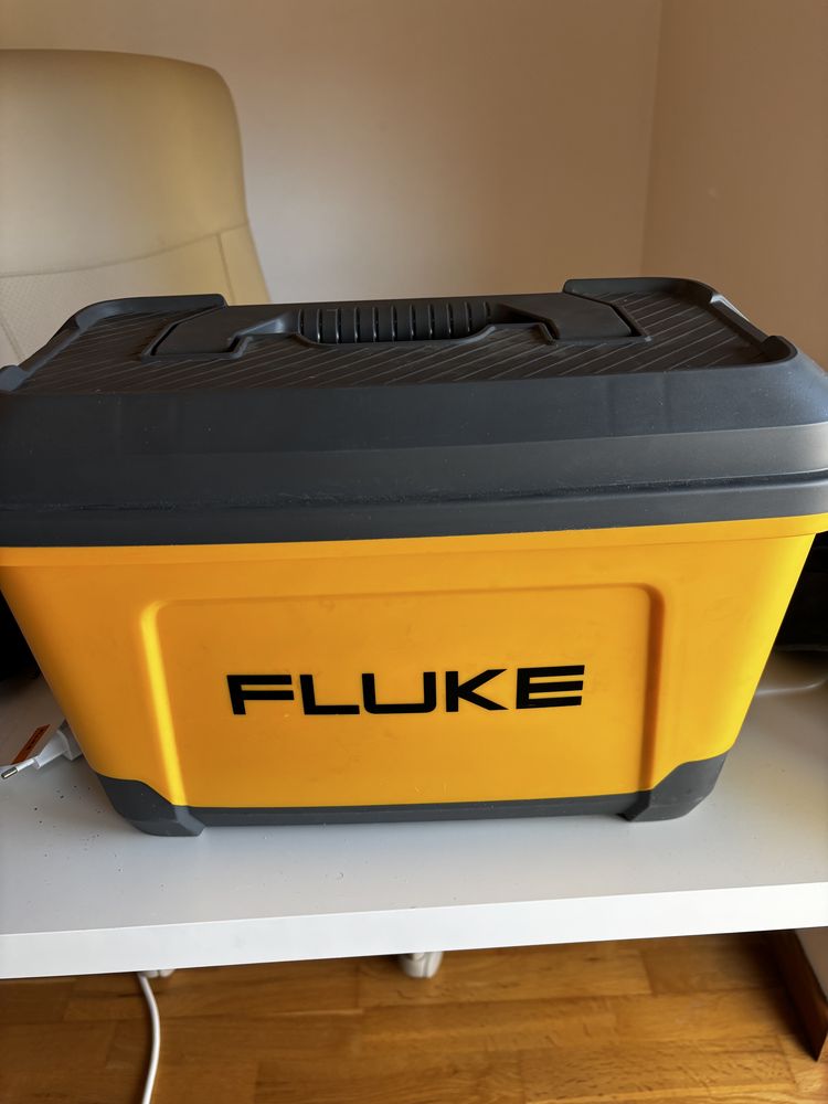 Multímetro Fluke 1664 FC