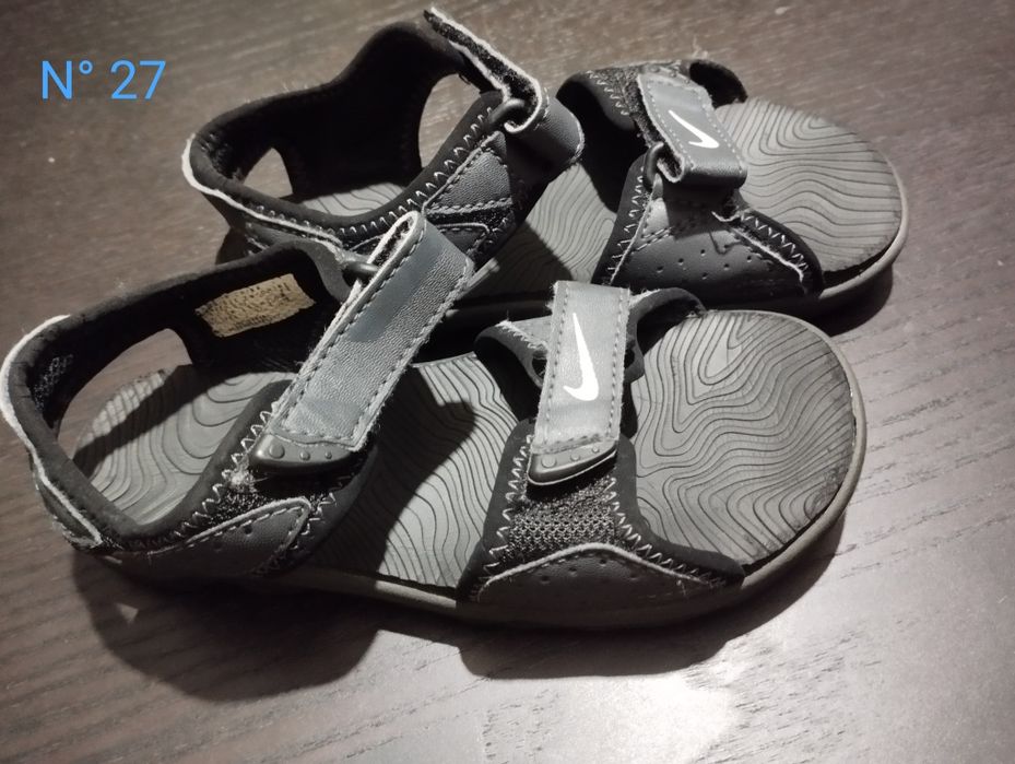 Sapatos/sandálias/chinelos menino