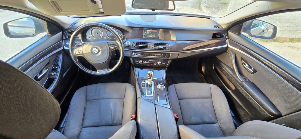 BMW 520D touring automática Ano 2013 a diesel