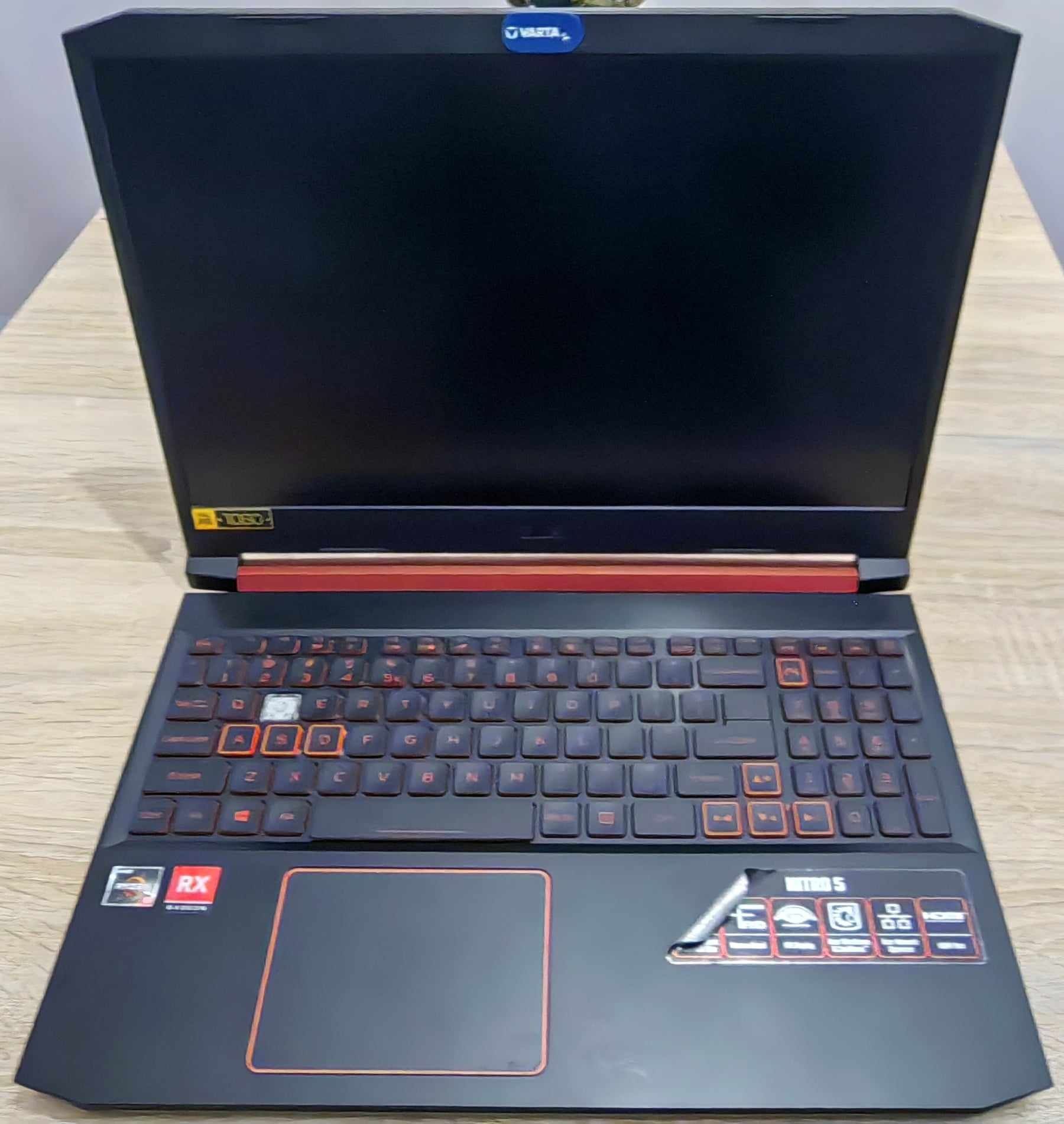 Sprzedam laptop gamingowy Acer nitro 5