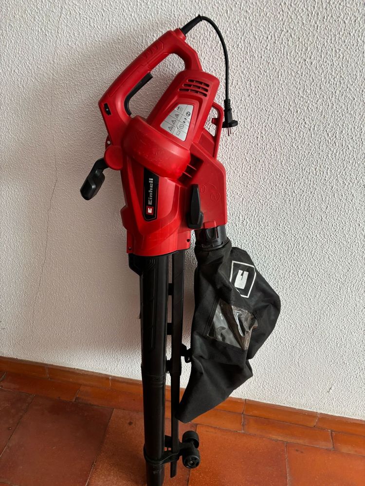 Soprador de folhas eletrico