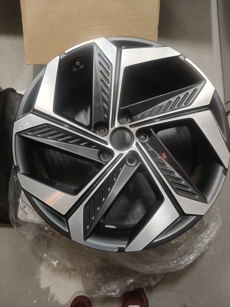 Felga 19" Hyundai Tucson idealna