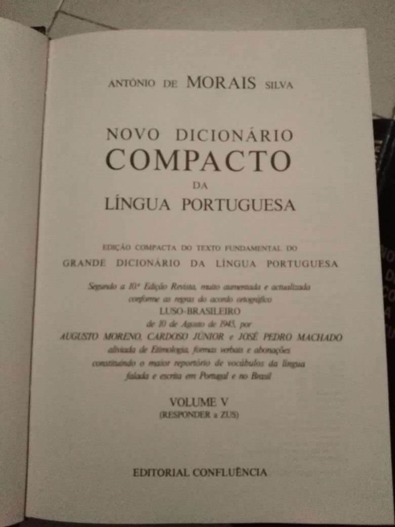 Novo Dicionário Compacto da Língua Portuguesa - 5 volumes