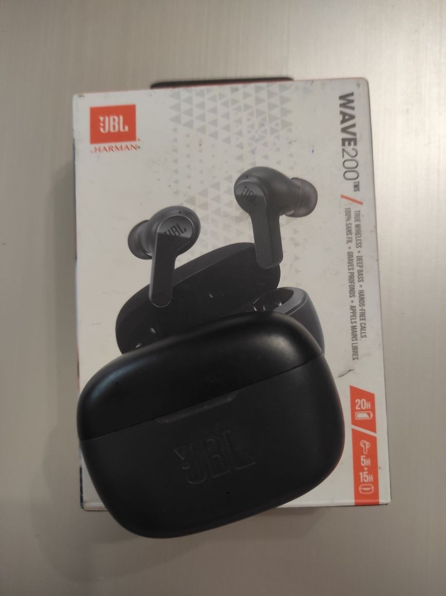 Безпровідні навушники JBL wawe 200