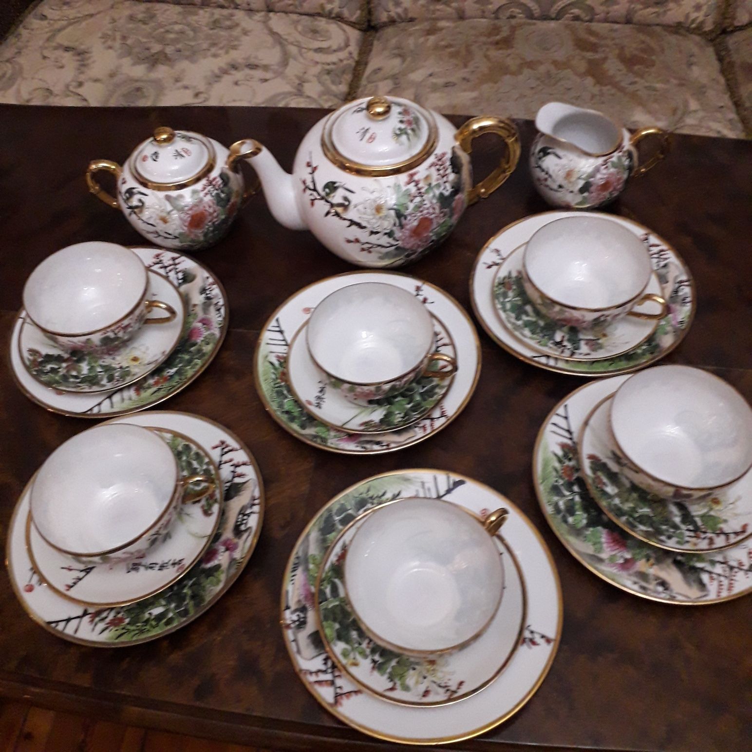 Porcelana ręcznie dekorowana ,