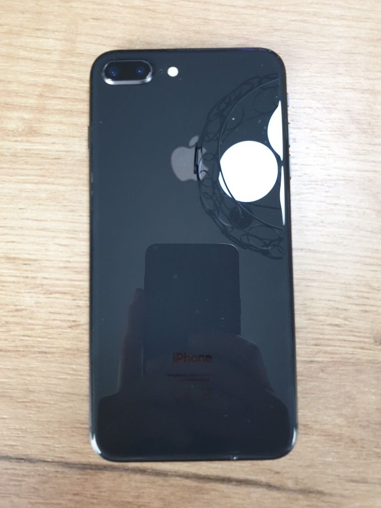 Iphone 8 plus space Grey 64gb