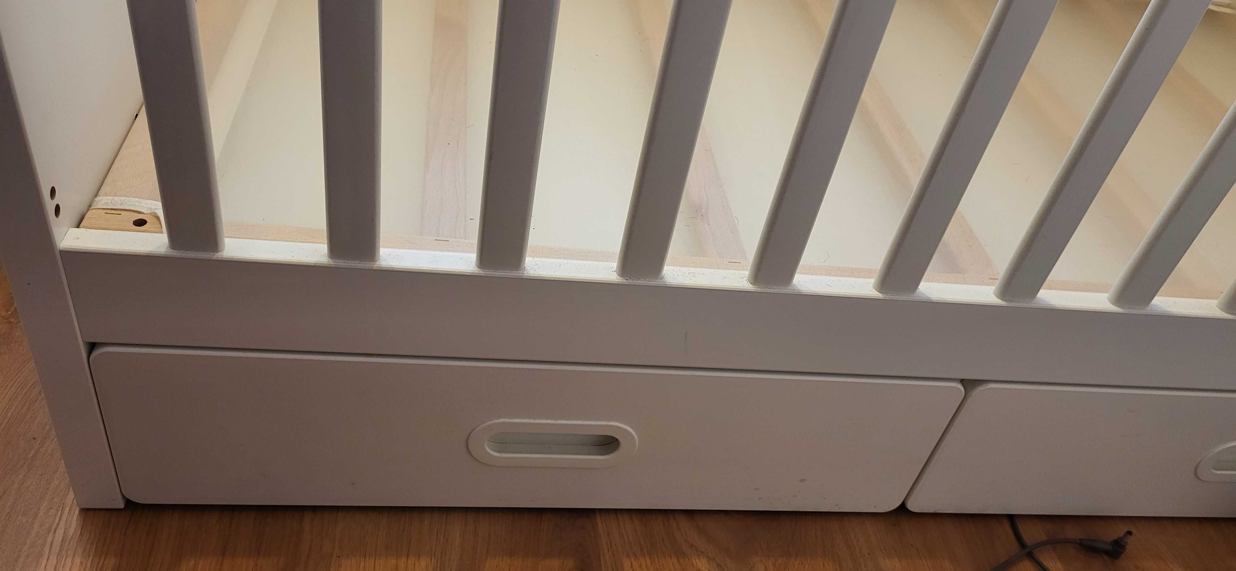 Łóżeczko dziecięce firmy ikea