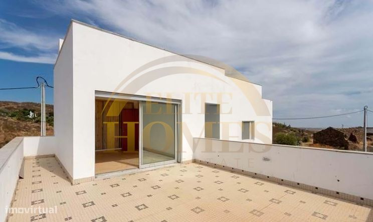Moradia Unifamiliar T3, localizada nos Cercados -  Tavira com 130 m² d