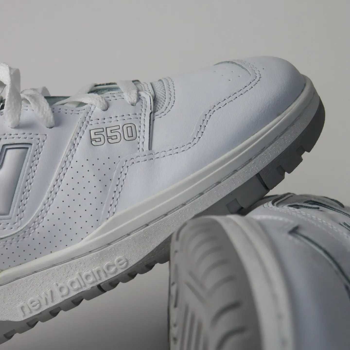 New Balance 550 White Grey - 45 - Novo