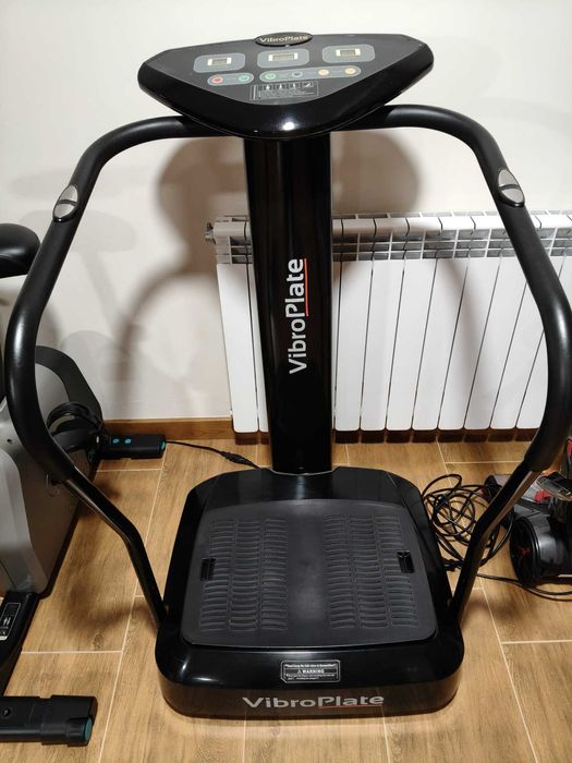 Bibicleta e Vibroplate em bom estado.