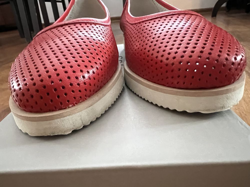 Wojas skórzane czerwone buty półbuty ażurowe damskie 37