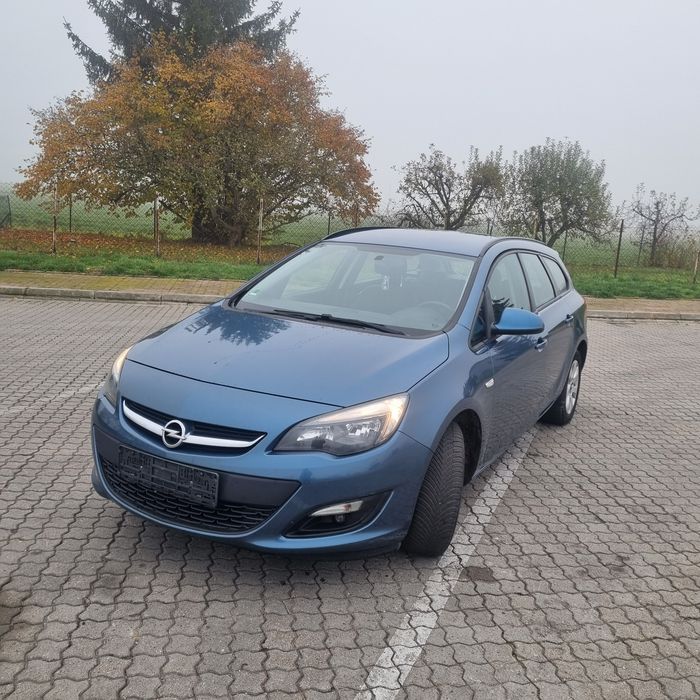 Opel Astra J 1.7 CDTI . Bardzo zadbany i oszczędny. Mozliwy transport