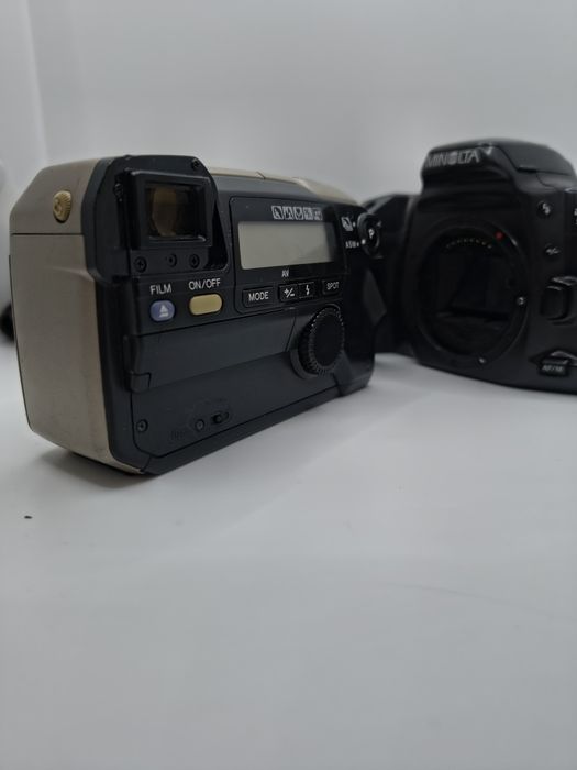 Aparat Minolta Vectis S-1 i Dynax 500si