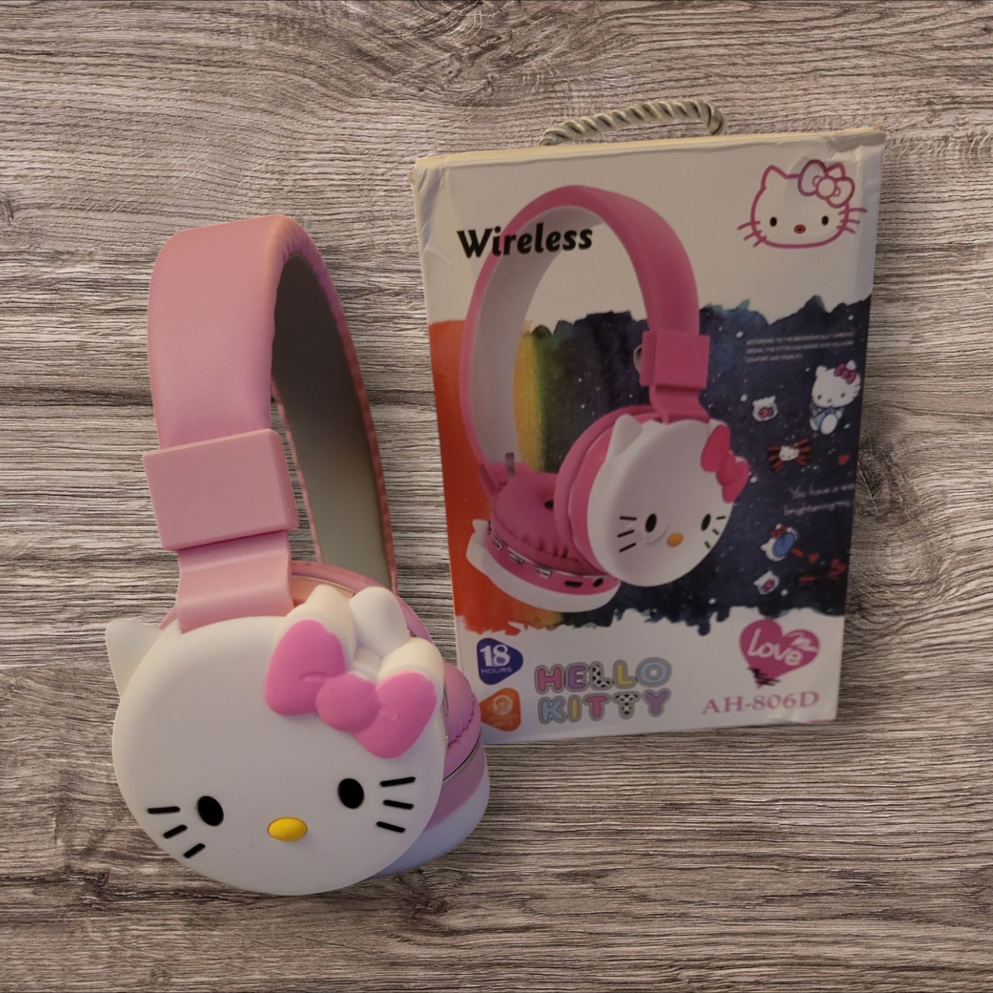 Nowe słuchawki bluetooth Hello Kitty bezprzewodowe i przewodow