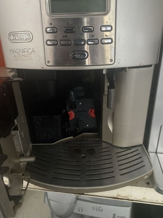 Кавомашина Delonghi Magnifica Pronto Cappuccino