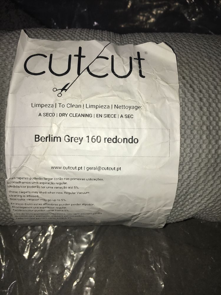 Tapete CutCut - Berlin cinzento - Novo