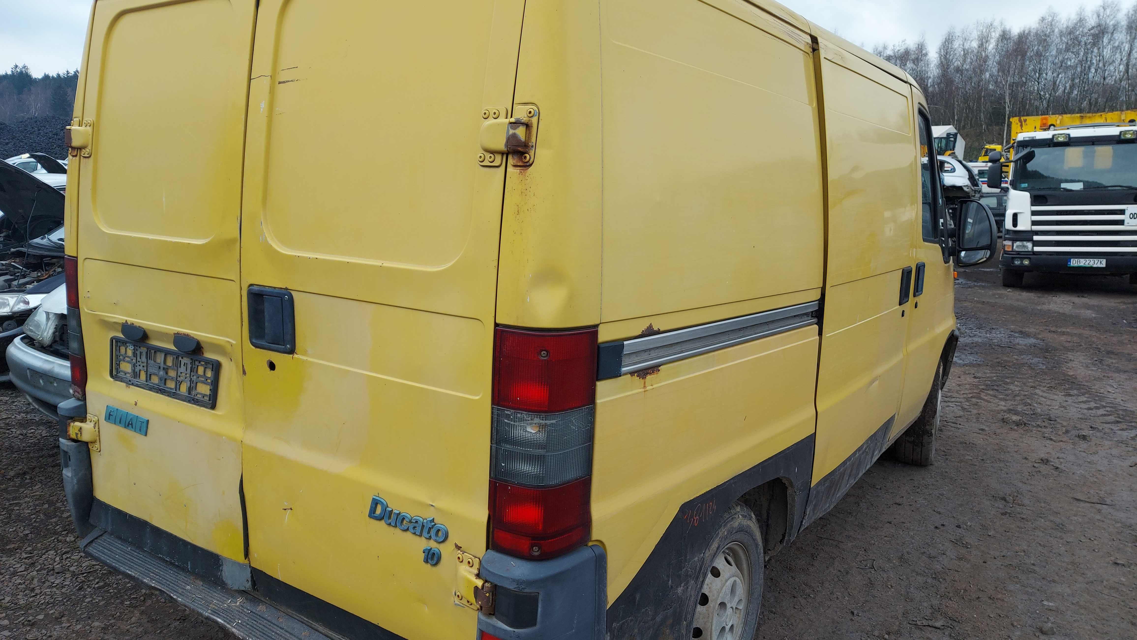 Fiat Ducato II 2001' maska przednia żółta FV części/dostawa