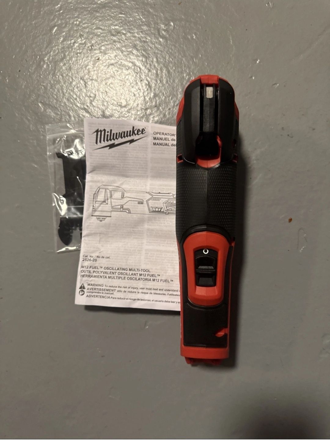 Акумуляторний мультирізак Milwaukee M12 2526-20 (FMT-0) FUEL із США
