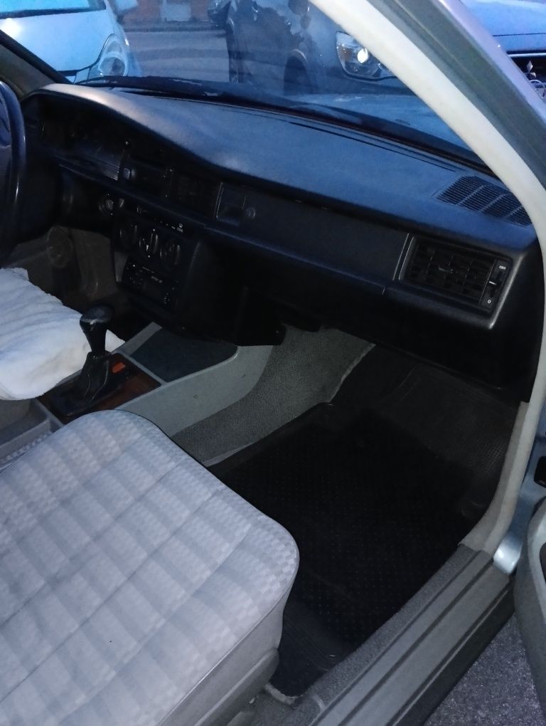 Mercedes 190 Diesel