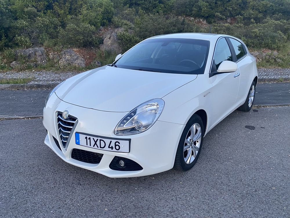 Alfa Romeo Giulietta 1.6 JTDm - 2012 -